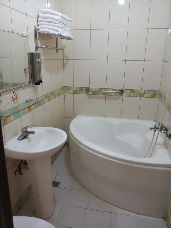 Puti Commercial Hotel Longtan Dış mekan fotoğraf
