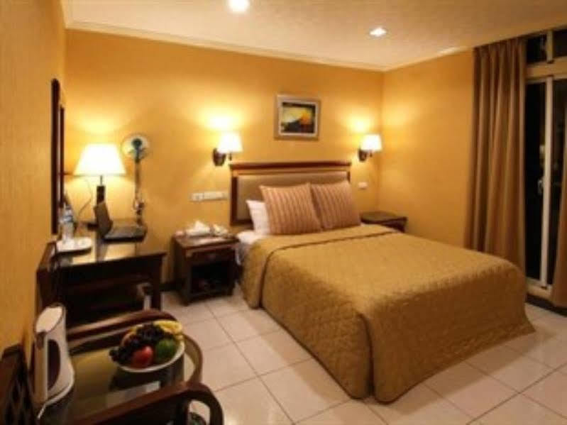 Puti Commercial Hotel Longtan Dış mekan fotoğraf